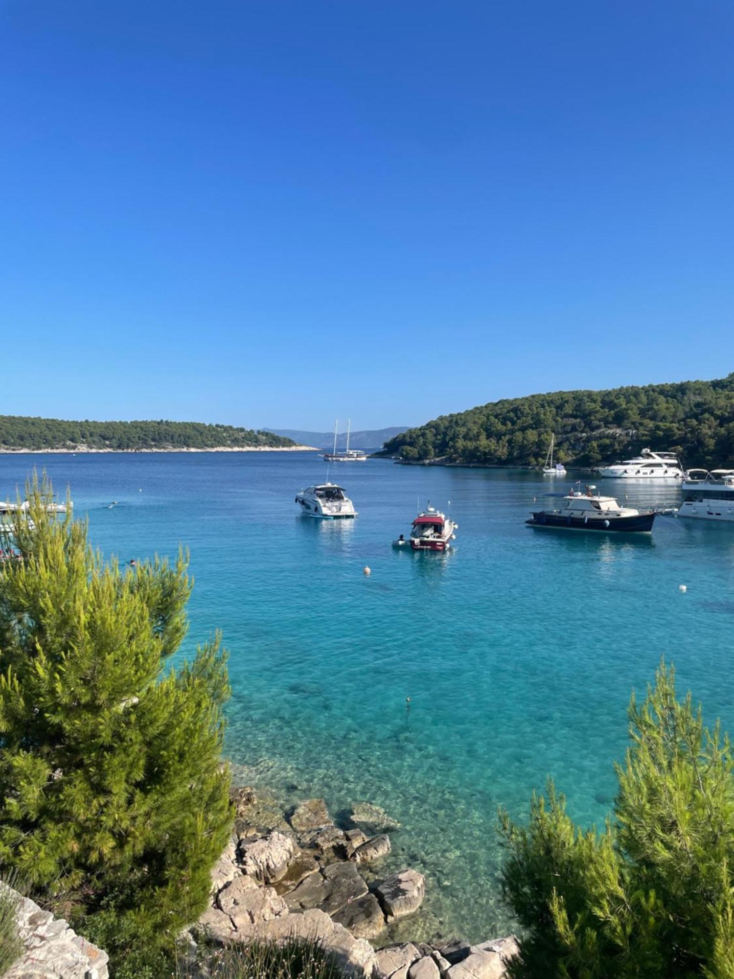 Luxury Villa Kate - In Lucice Bay With Turquoise Sea, Amazing Seaviews, And Heated Pool Milna  Dış mekan fotoğraf