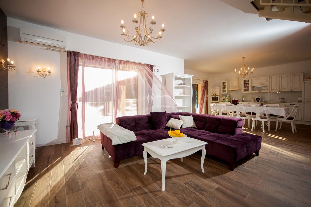 Luxury Villa Kate - In Lucice Bay With Turquoise Sea, Amazing Seaviews, And Heated Pool Milna  Dış mekan fotoğraf